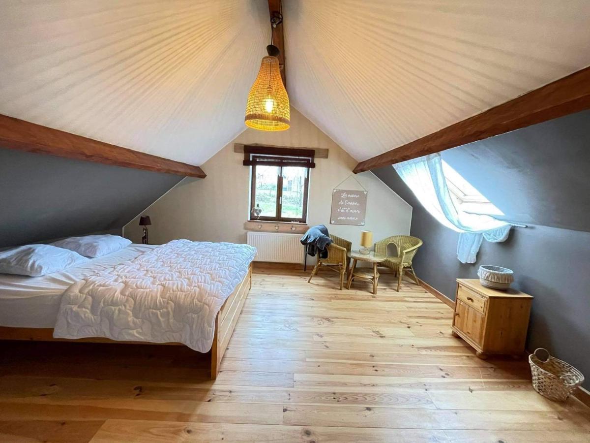 Villa Lesse en Ciel vous accueille avec plaisir . à Houyet Extérieur photo