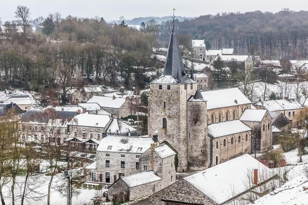 Villa Lesse en Ciel vous accueille avec plaisir . à Houyet Extérieur photo