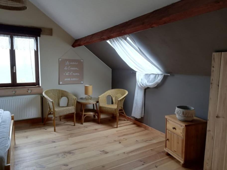 Villa Lesse en Ciel vous accueille avec plaisir . à Houyet Extérieur photo